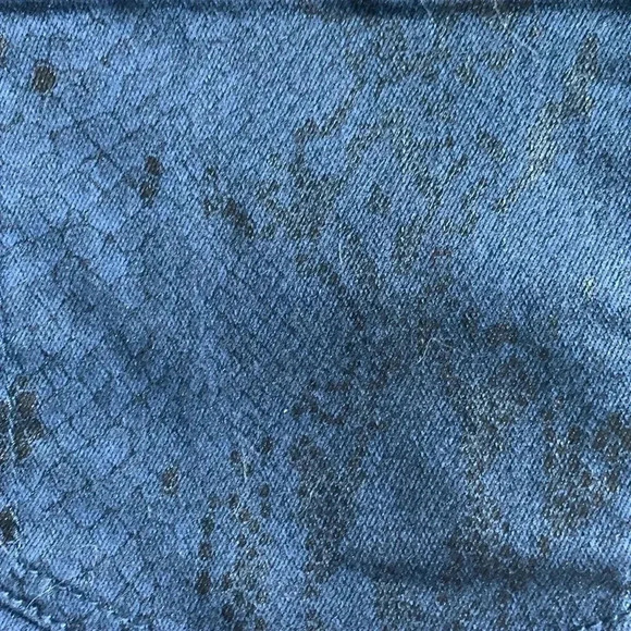Chicos stretch and denim snakeskin pants Chico size 2.5 equivalent to size 14 - Picture 4 of 8